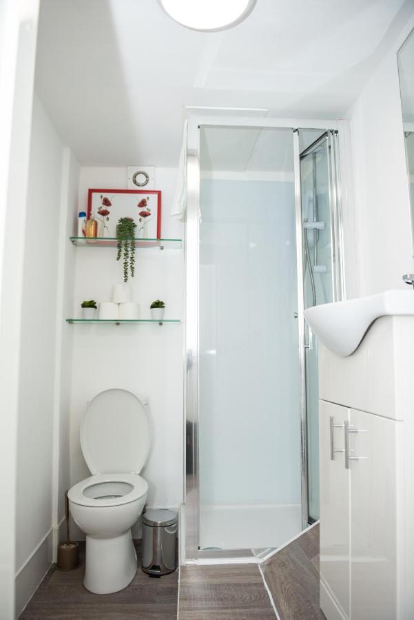 Small But Cozy Studio, Great Tube Connection London Exterior photo